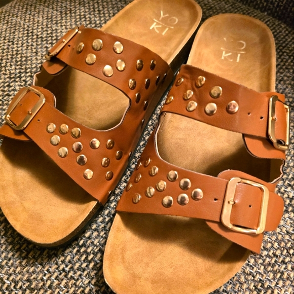 Size 9 Yoki Womens Brown Studded Slip In Slide Style Sandals worn Once - Picture 1 of 5